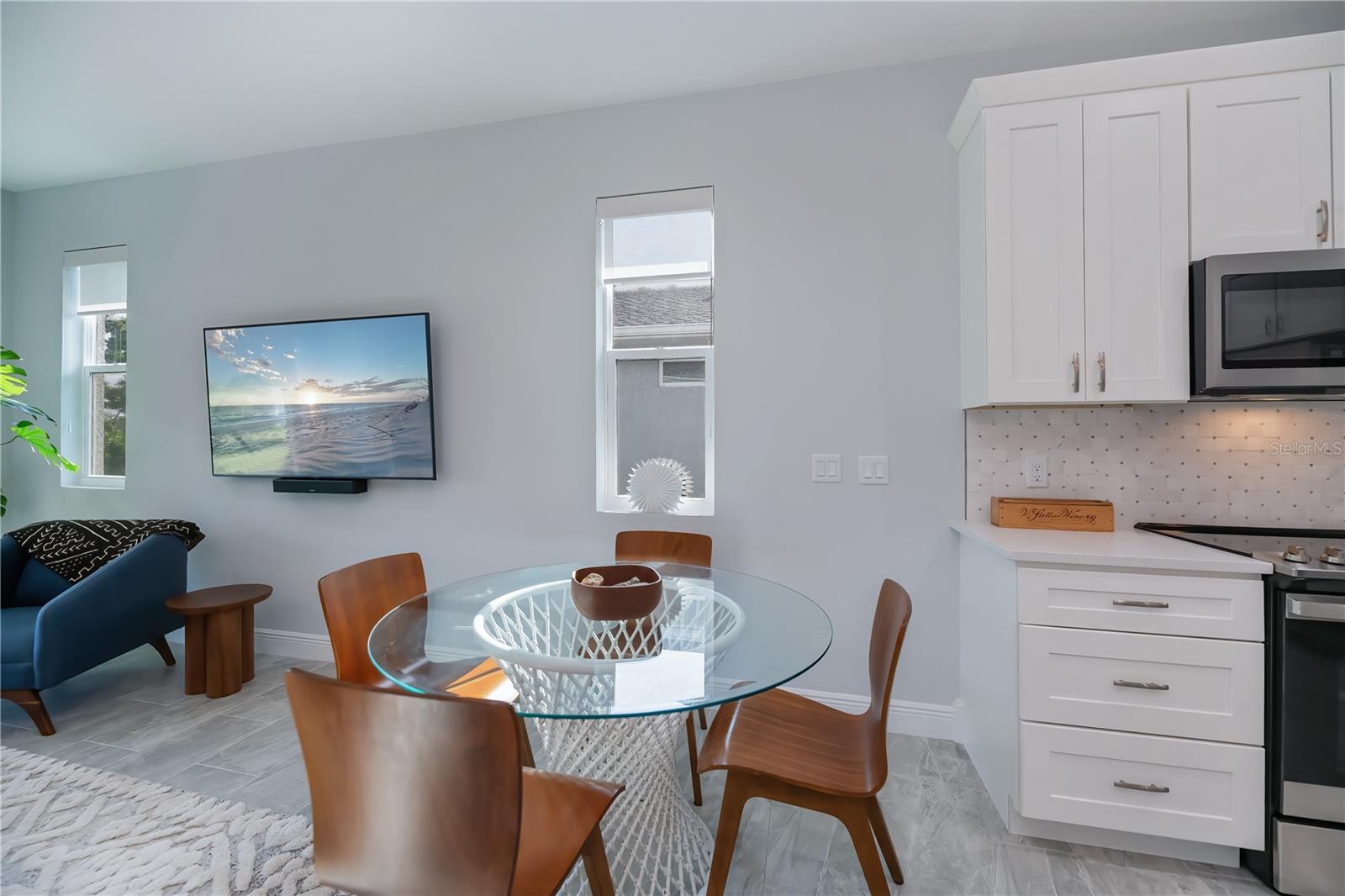 VENICE EDGEWOOD SEC OF - Residential