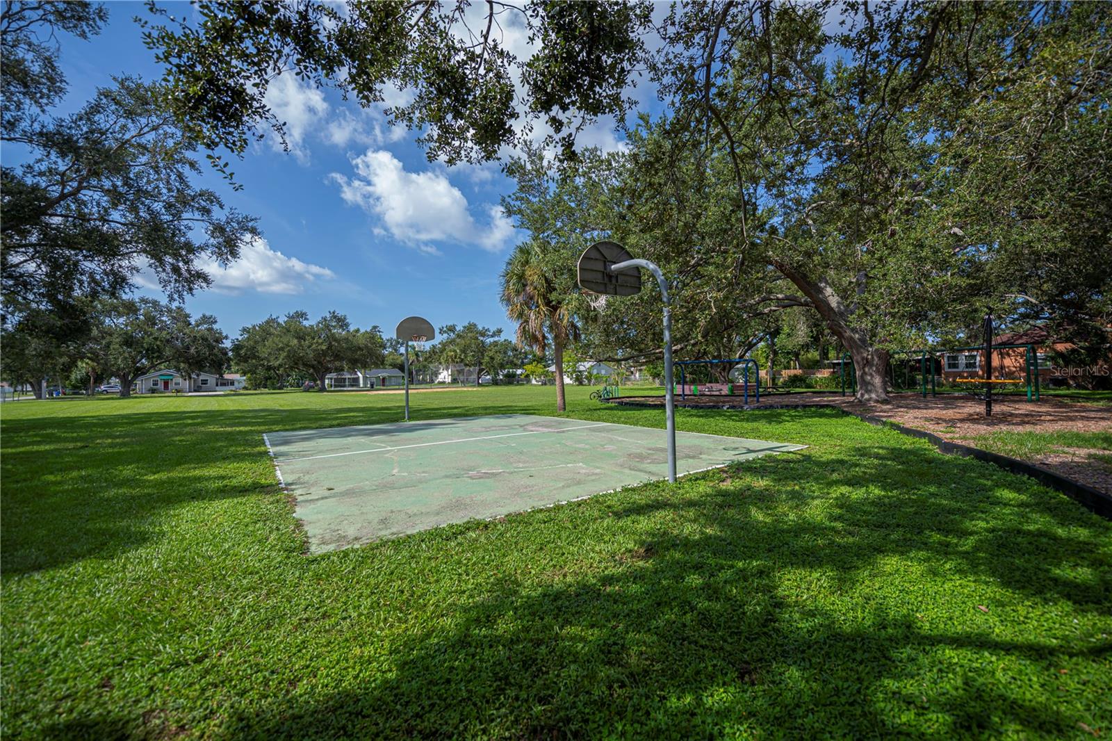 VENICE EDGEWOOD SEC OF - Residential