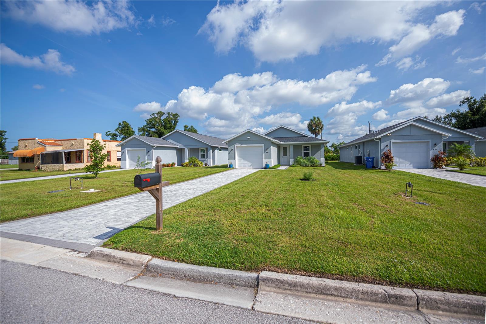 VENICE EDGEWOOD SEC OF - Residential