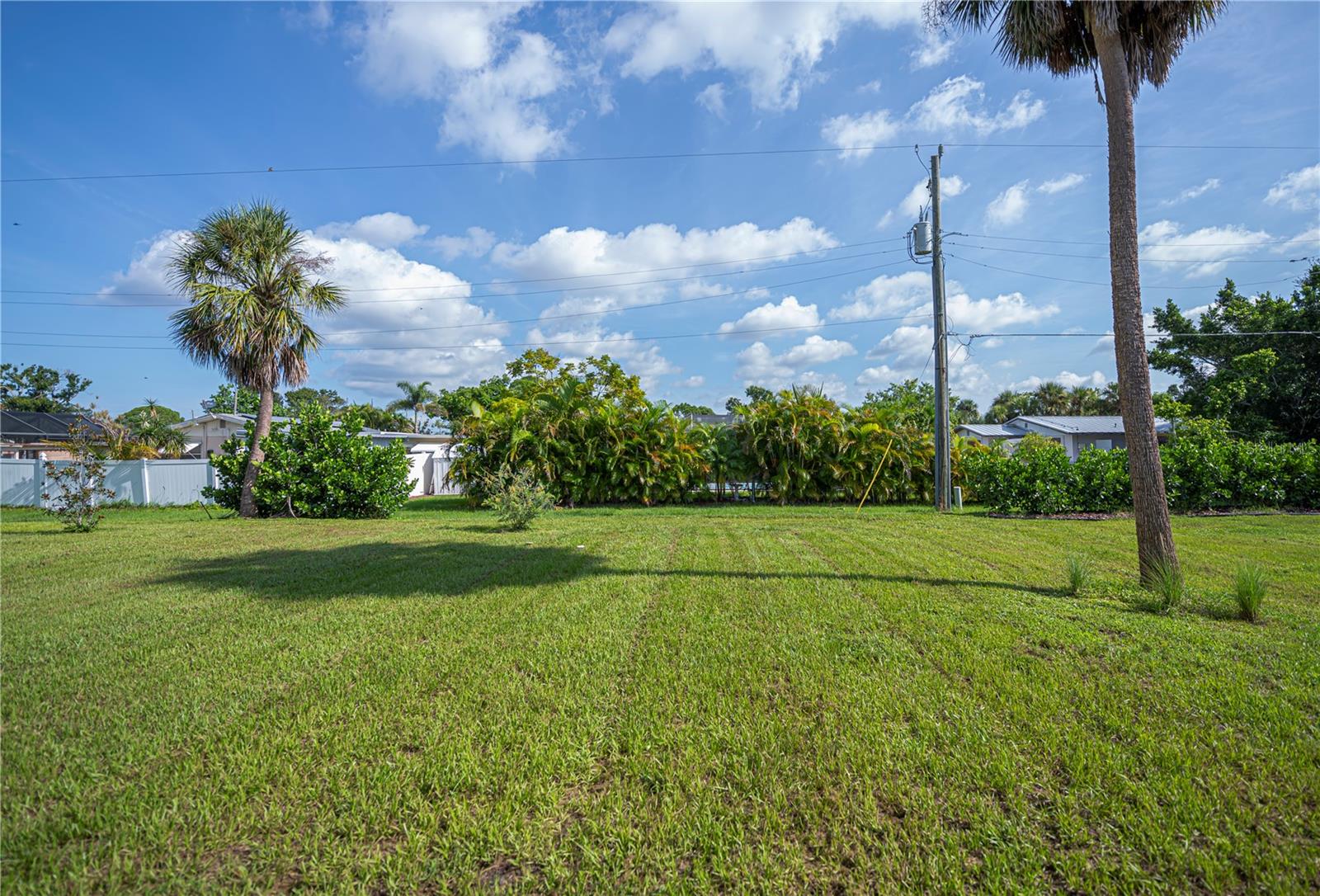 VENICE EDGEWOOD SEC OF - Residential