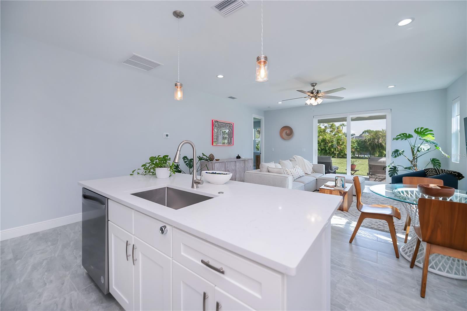 VENICE EDGEWOOD SEC OF - Residential