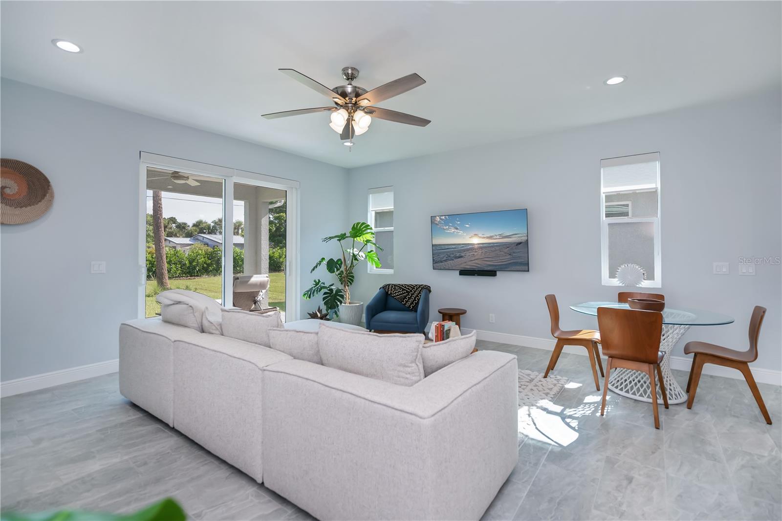 VENICE EDGEWOOD SEC OF - Residential