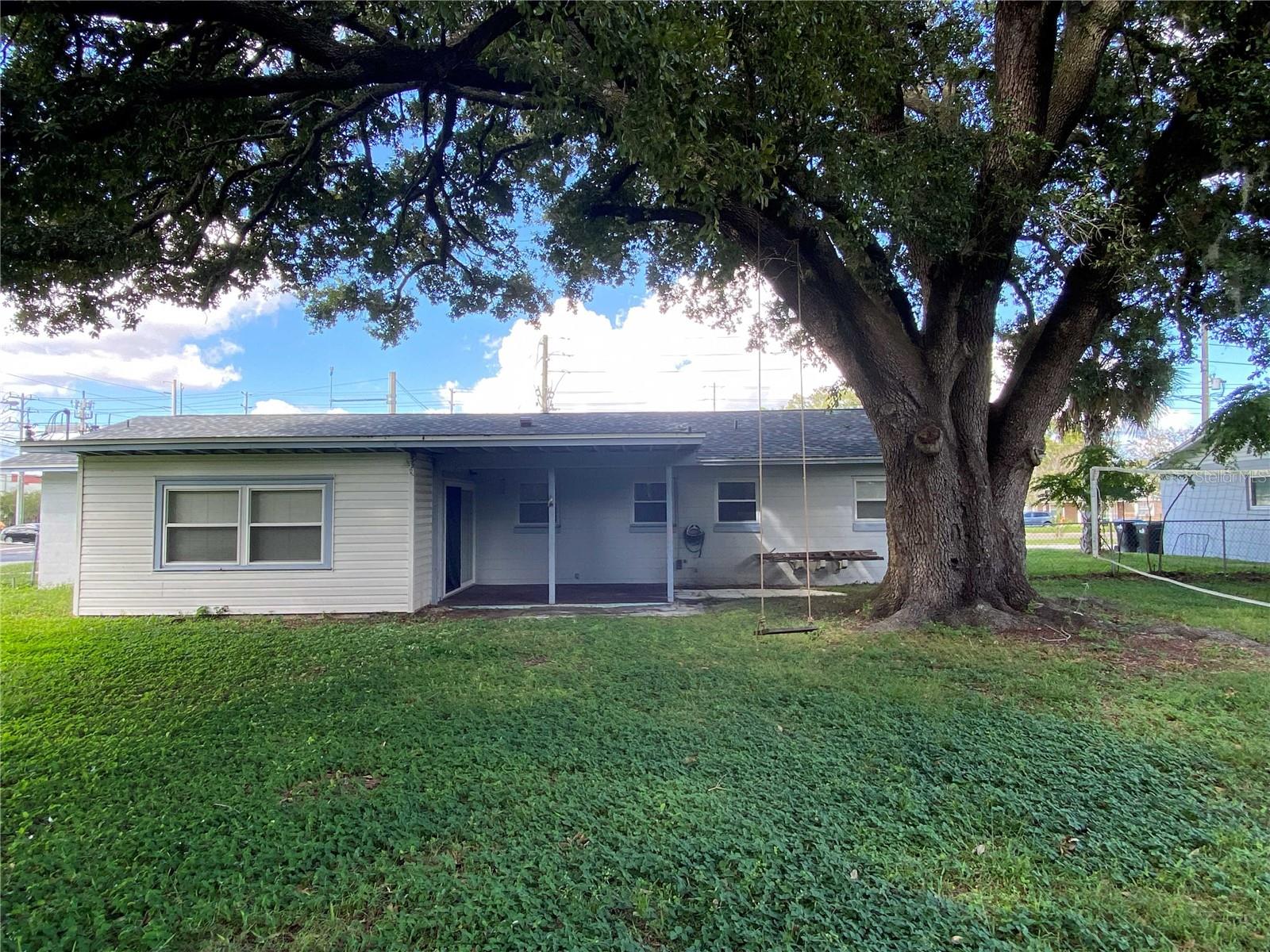 WINTER PARK ESTATES - Residential Lease