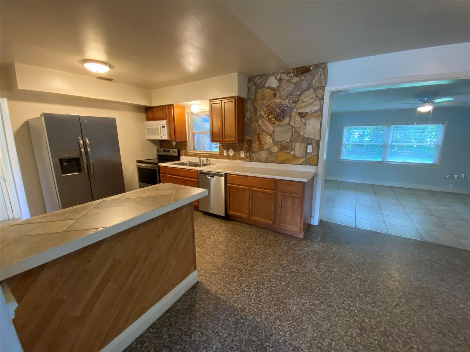 WINTER PARK ESTATES - Residential Lease