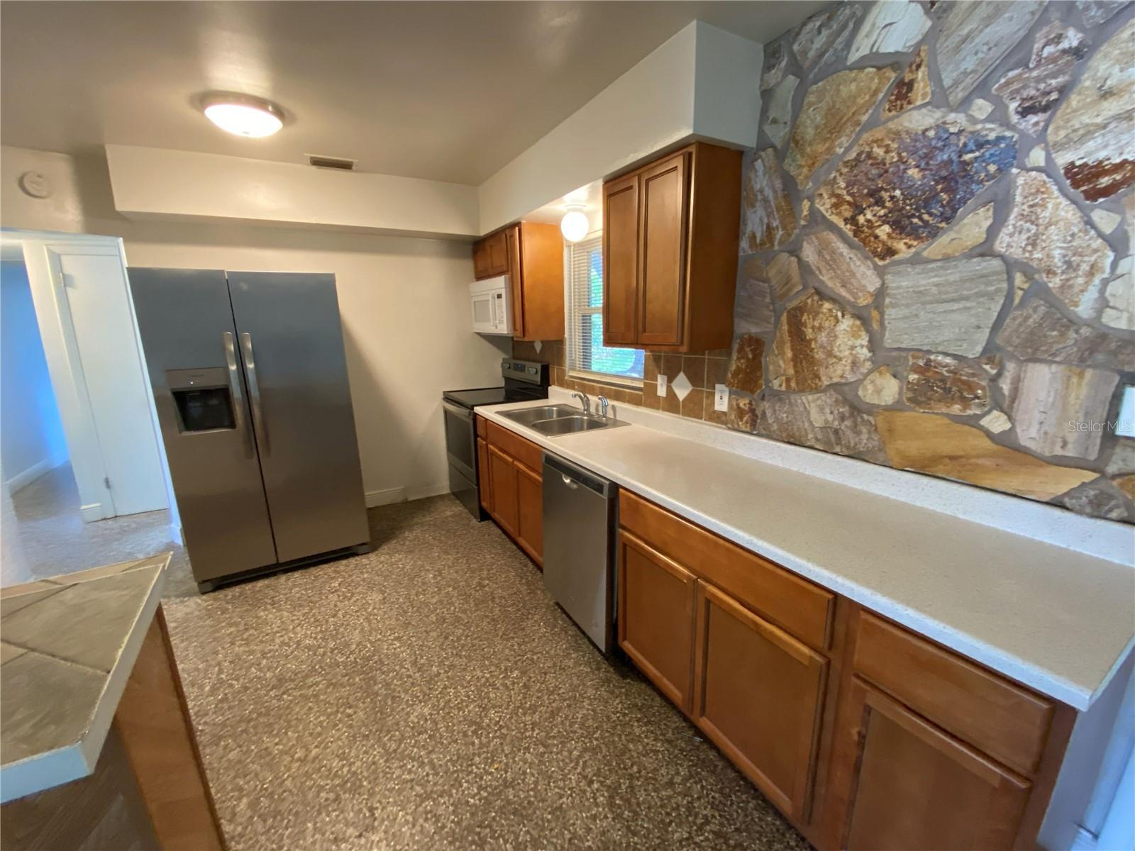 WINTER PARK ESTATES - Residential Lease