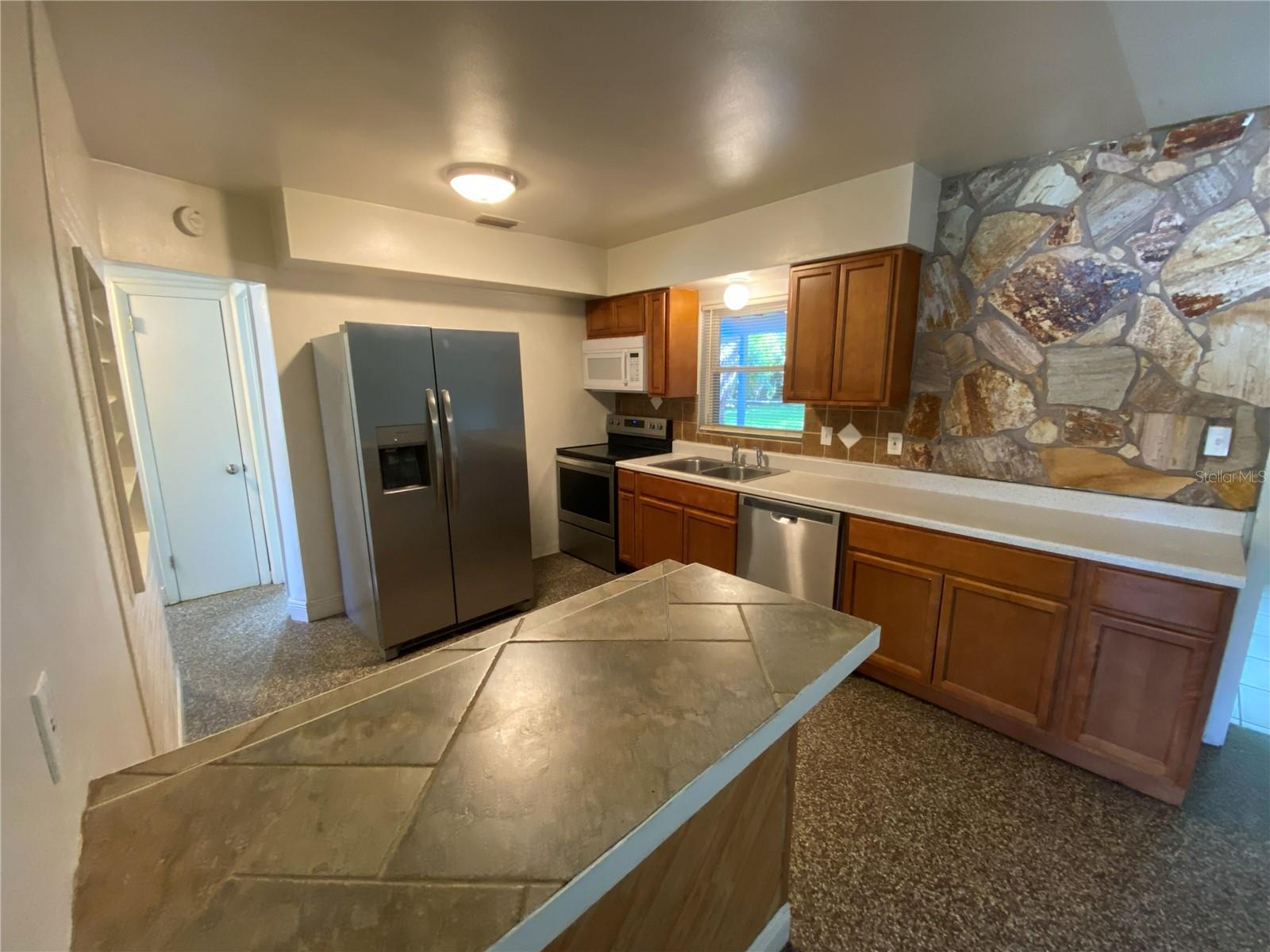 WINTER PARK ESTATES - Residential Lease