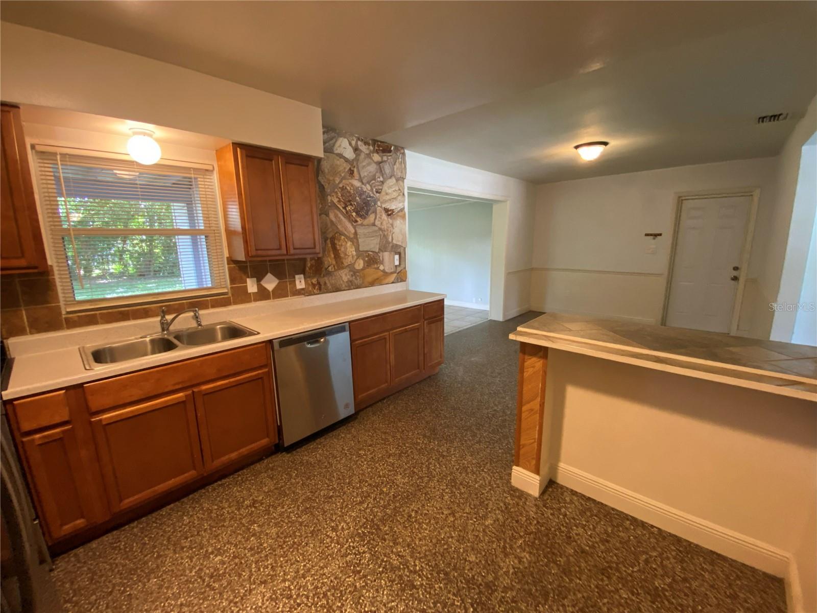 WINTER PARK ESTATES - Residential Lease