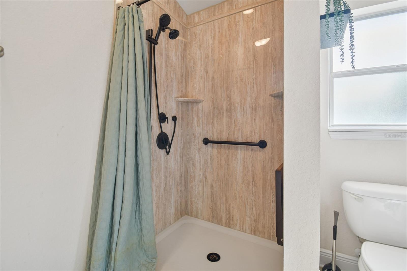 AYERSWORTH GLEN - Residential