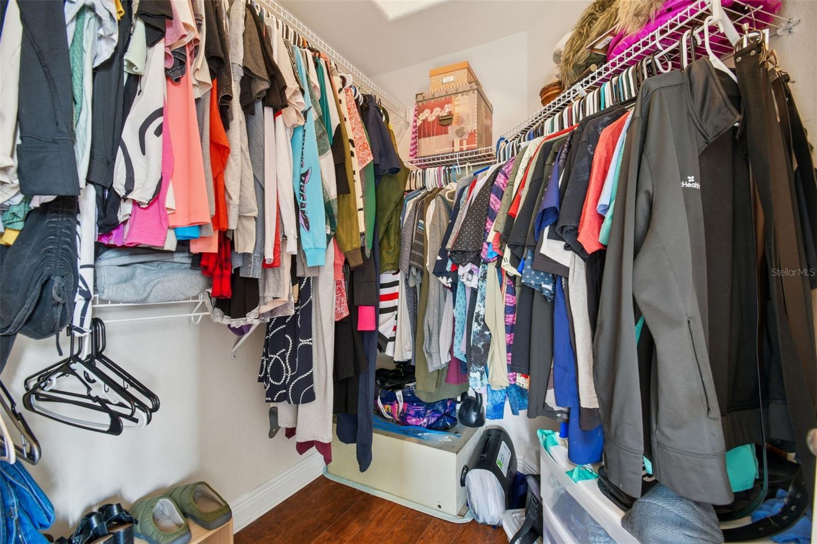 AYERSWORTH GLEN - Residential