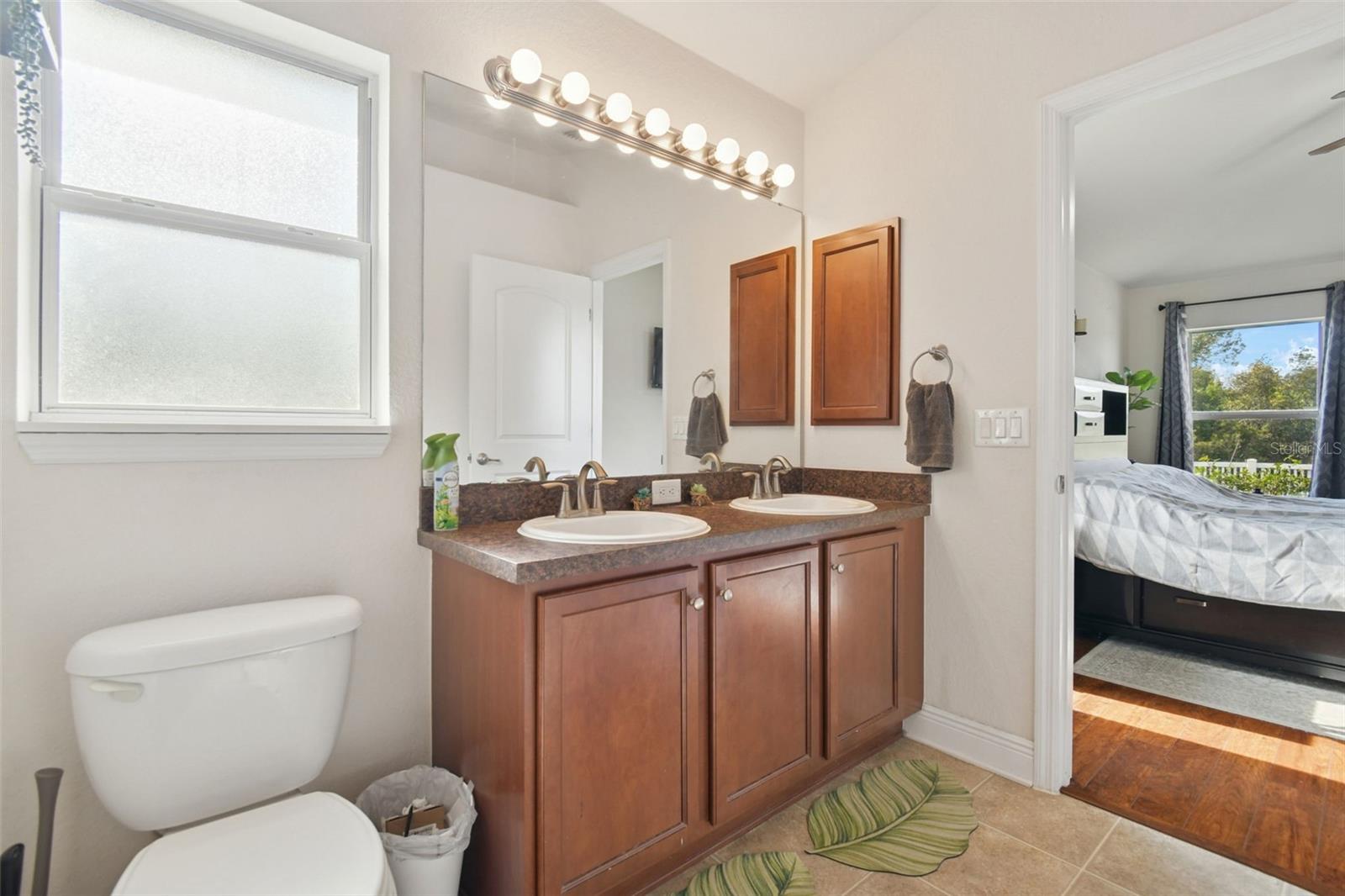 AYERSWORTH GLEN - Residential