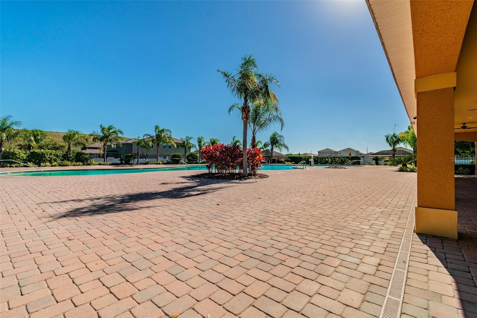 AYERSWORTH GLEN - Residential