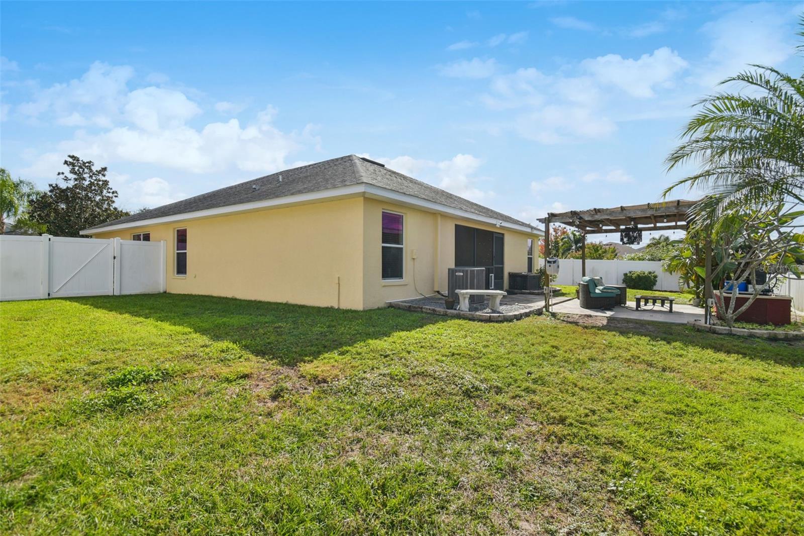 AYERSWORTH GLEN - Residential