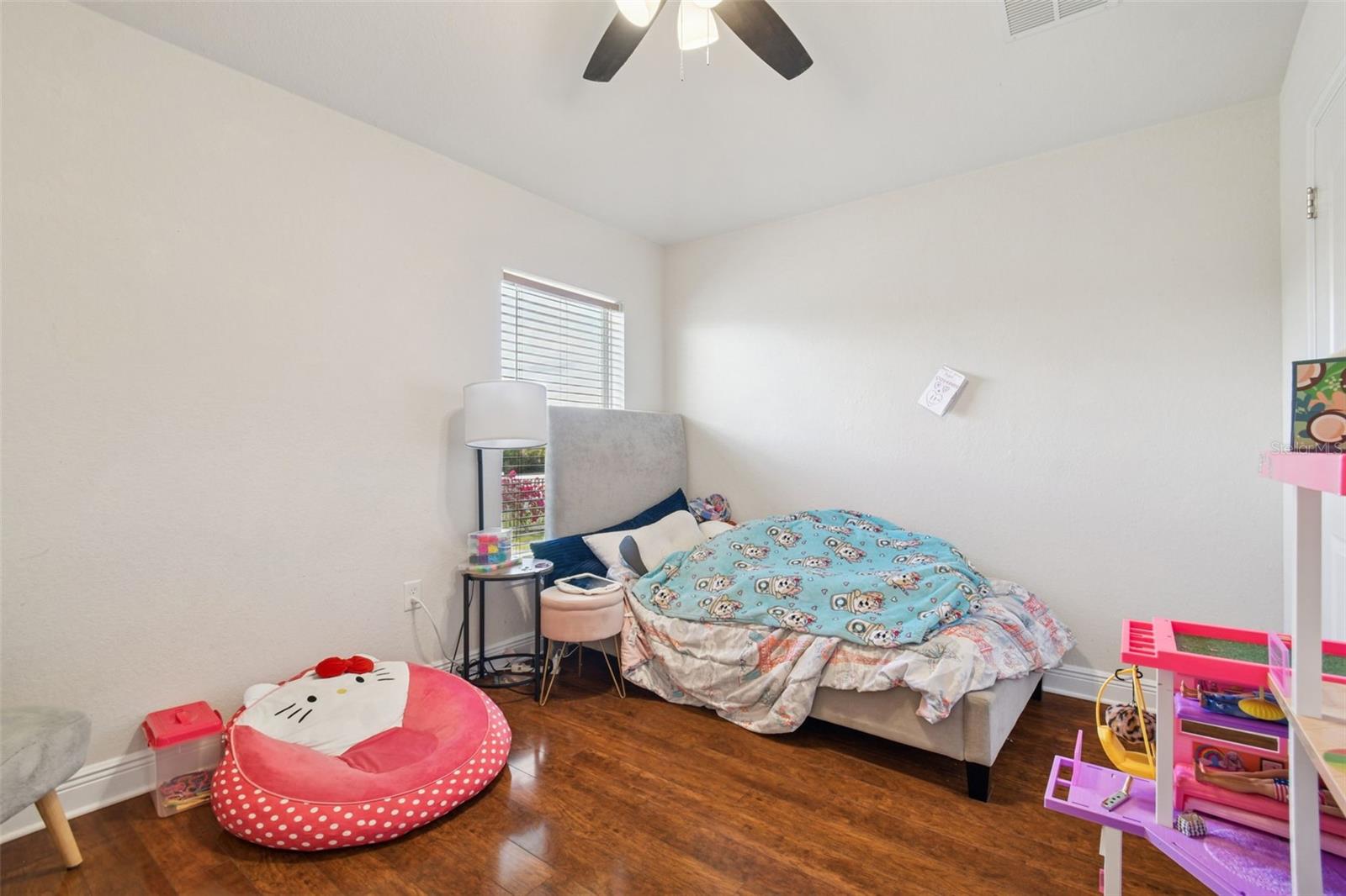 AYERSWORTH GLEN - Residential