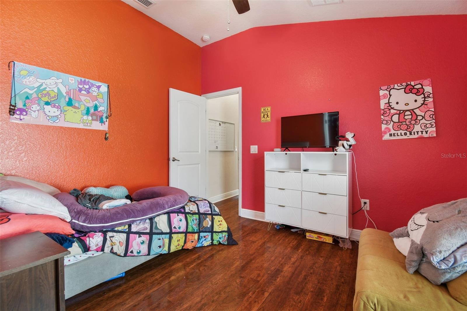 AYERSWORTH GLEN - Residential