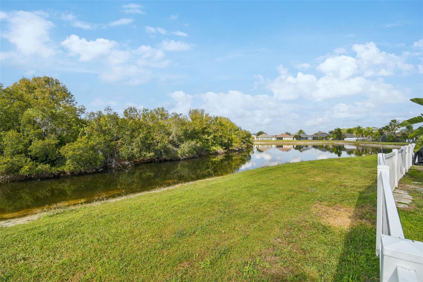 AYERSWORTH GLEN - Residential