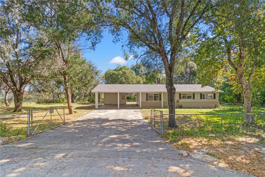 Photo of 6949 Cr 651, Bushnell, FL 33513 (MLS # G5108667)