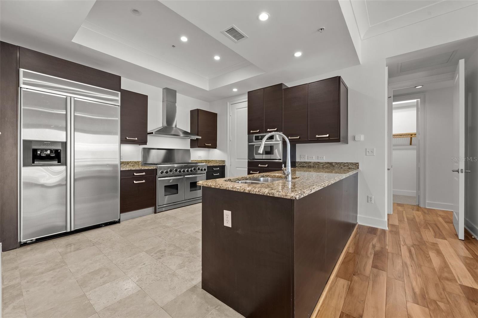 1350 MAIN RESIDENTIAL - Residential