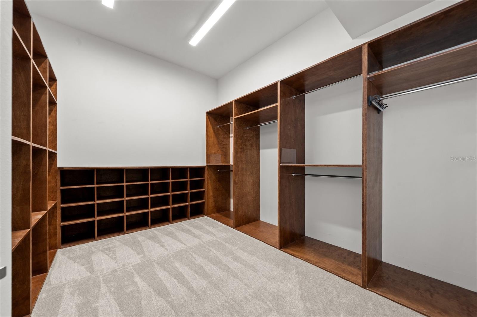 1350 MAIN RESIDENTIAL - Residential