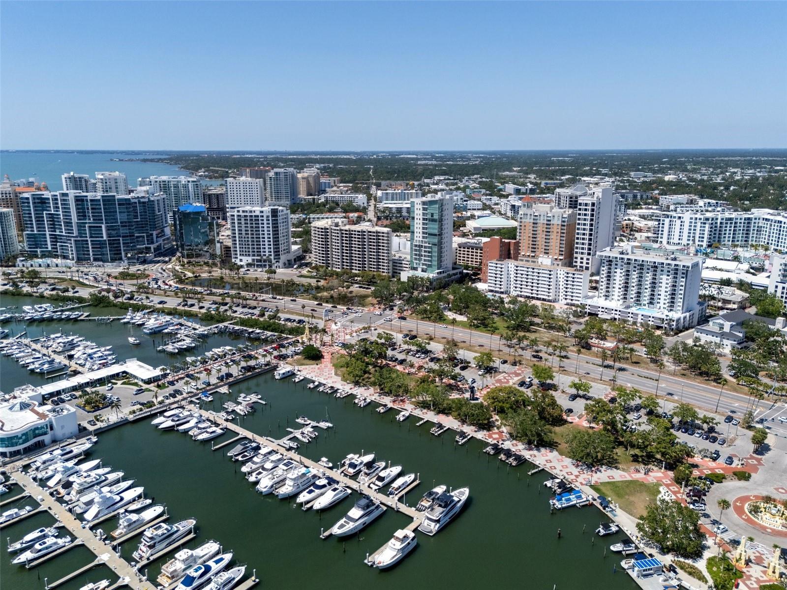 1350 MAIN RESIDENTIAL - Residential