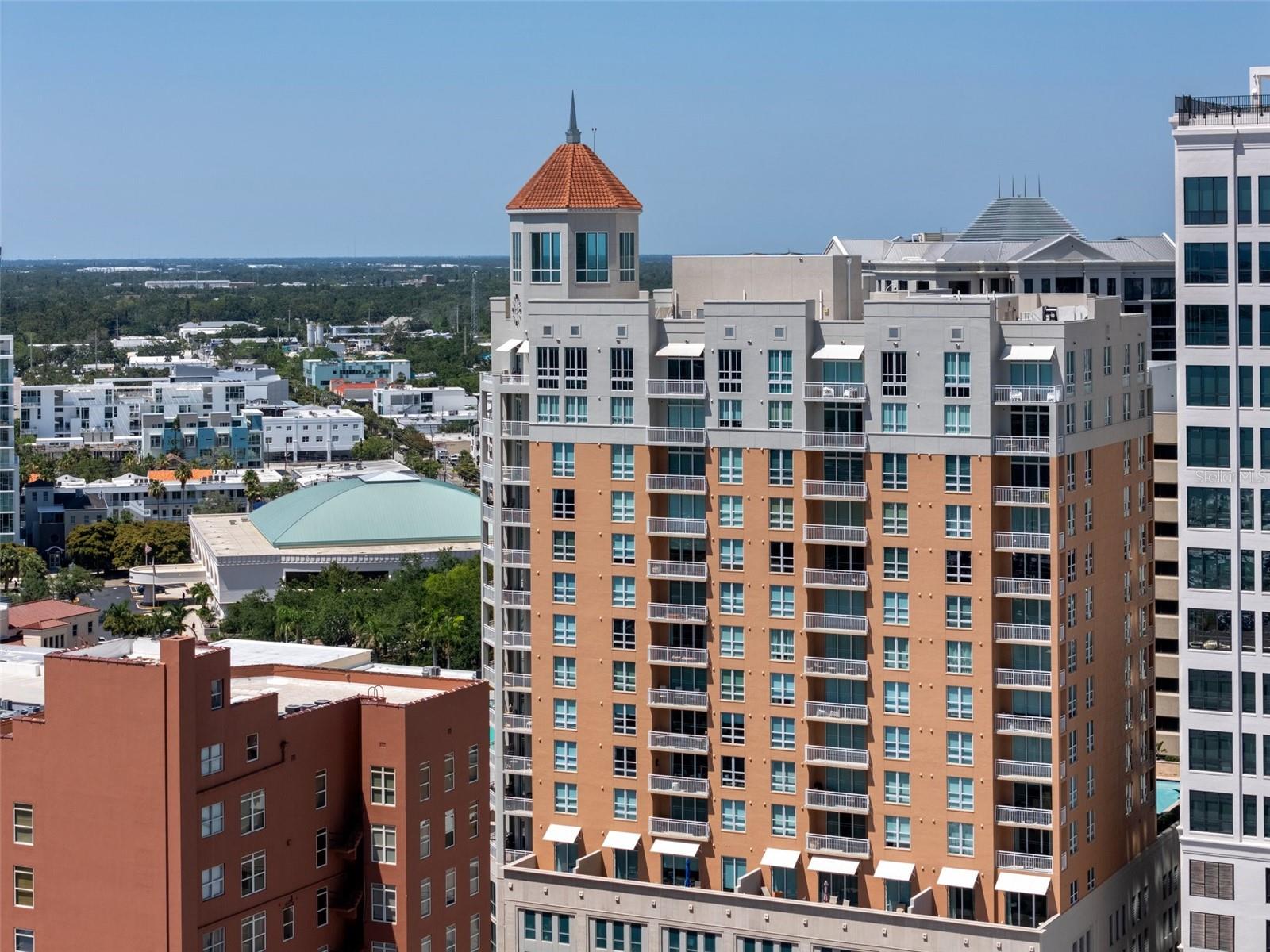 1350 MAIN RESIDENTIAL - Residential