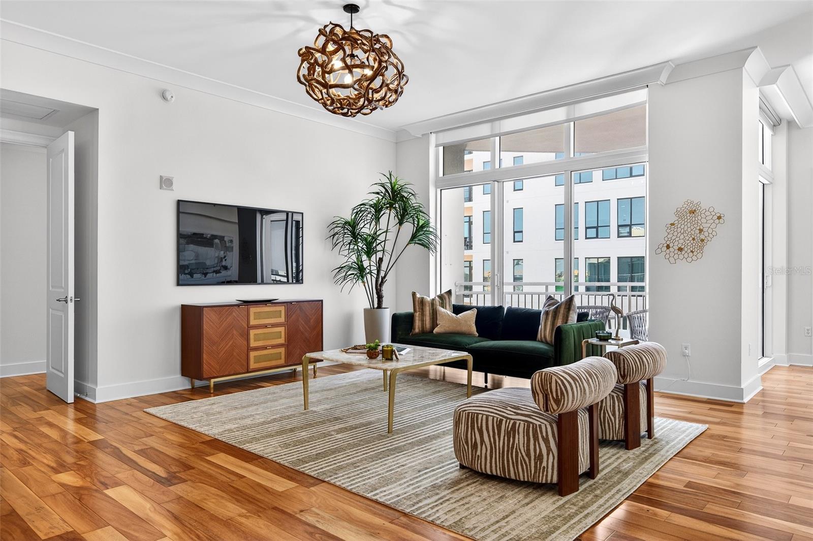 1350 MAIN RESIDENTIAL - Residential