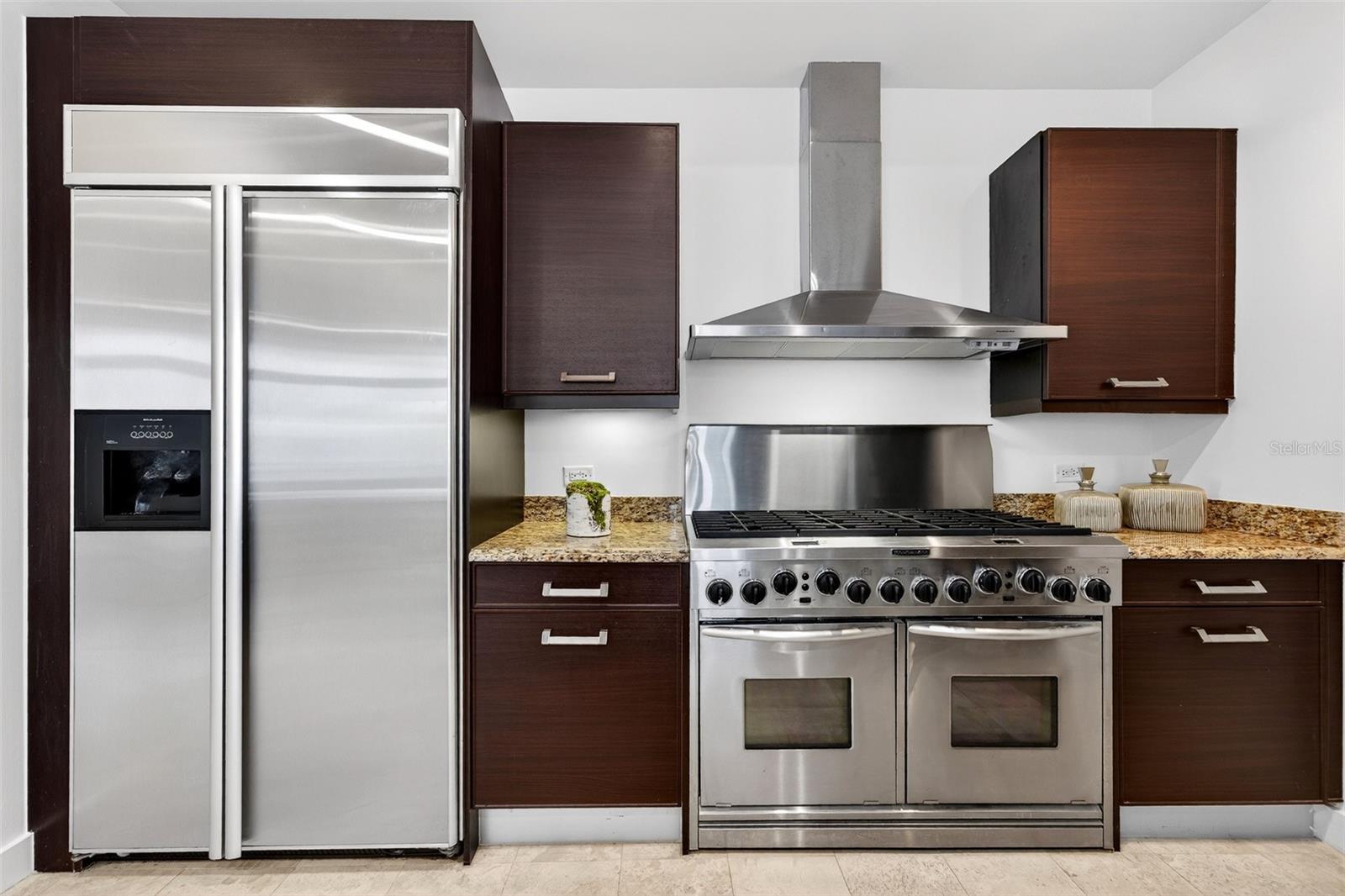 1350 MAIN RESIDENTIAL - Residential