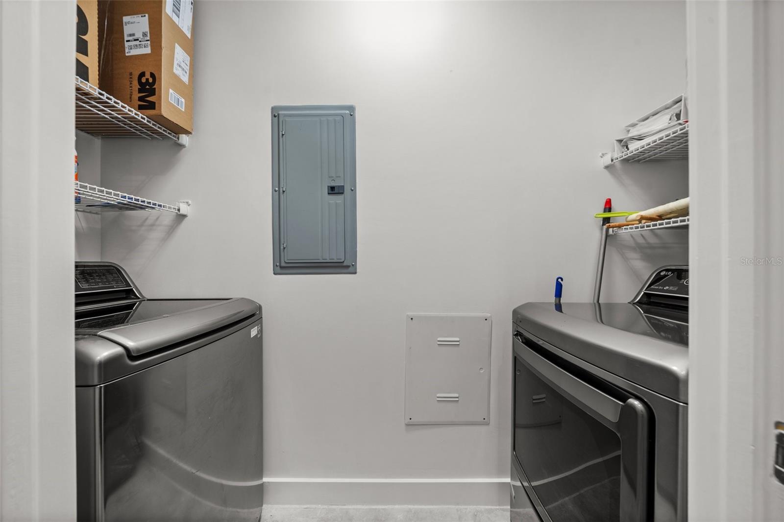 1350 MAIN RESIDENTIAL - Residential