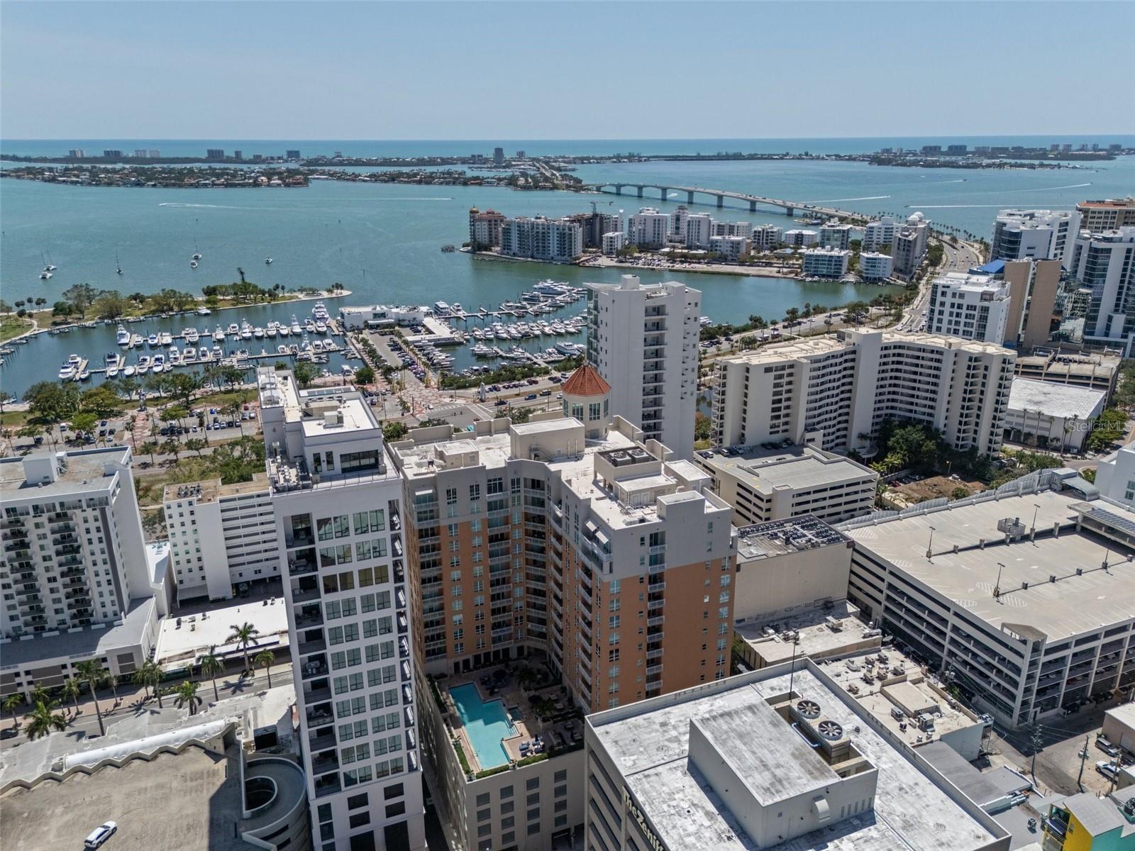 1350 MAIN RESIDENTIAL - Residential