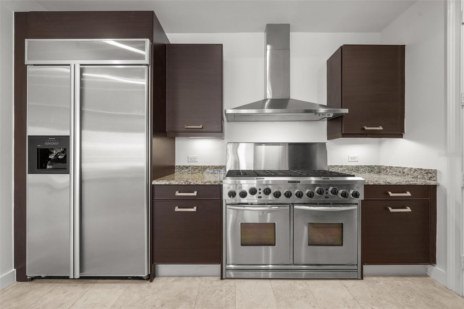 1350 MAIN RESIDENTIAL - Residential