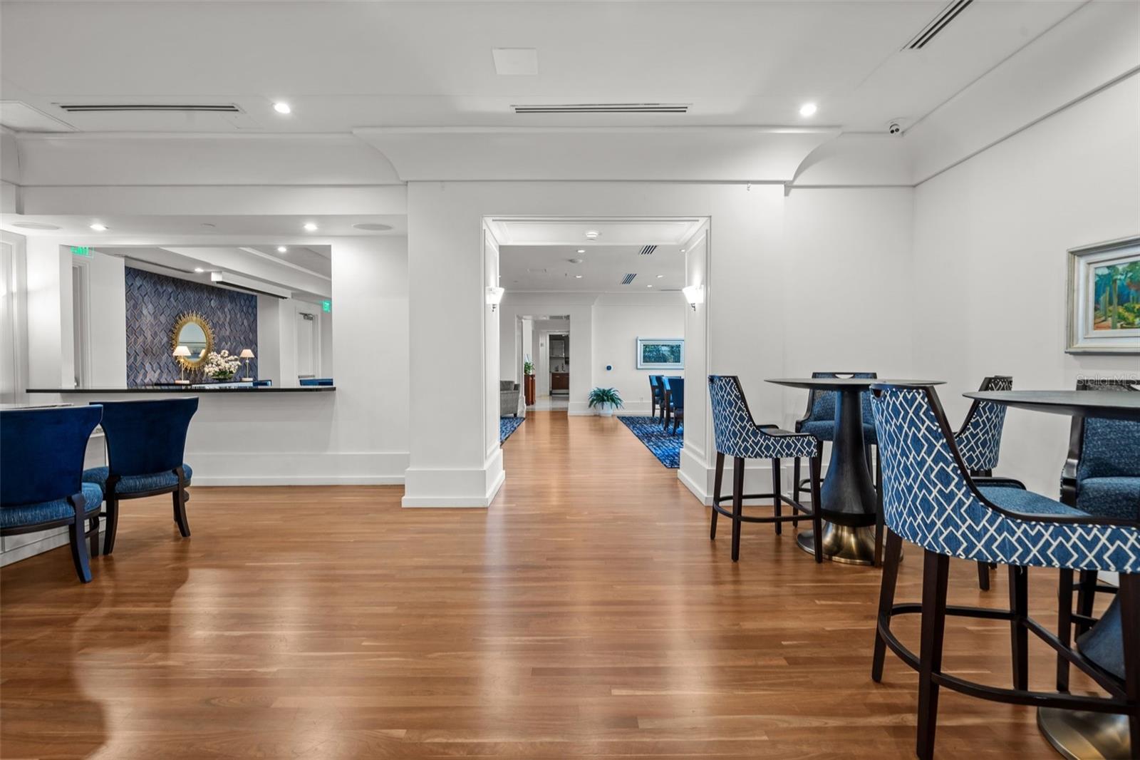 1350 MAIN RESIDENTIAL - Residential