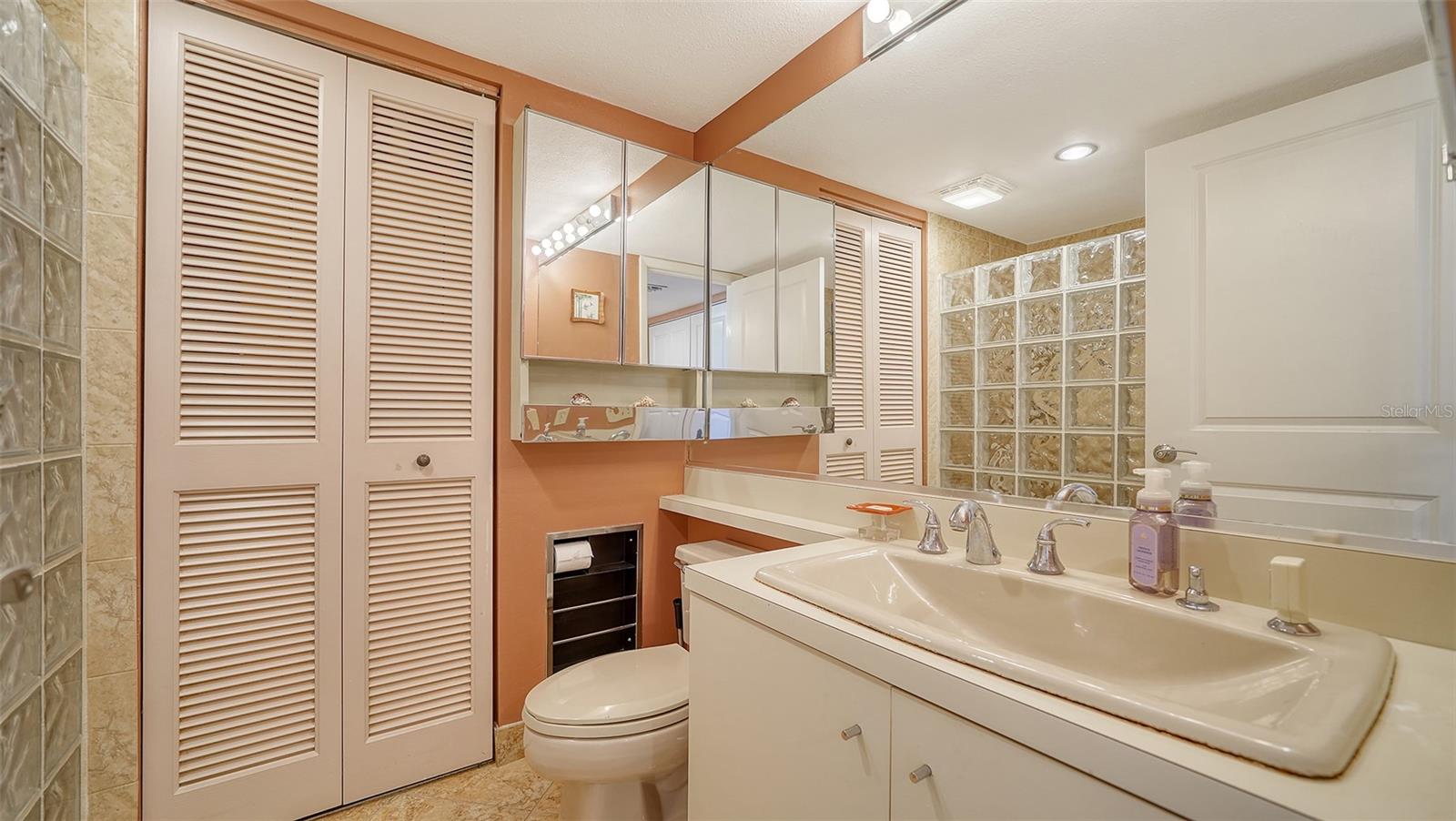 EXCELSIOR BEACH TO BAY 2 - Residential