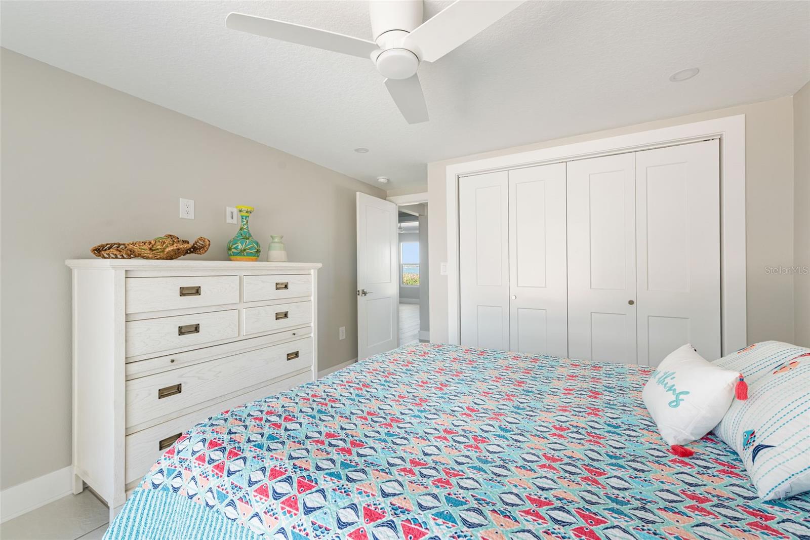 PELICAN SHORES - Residential