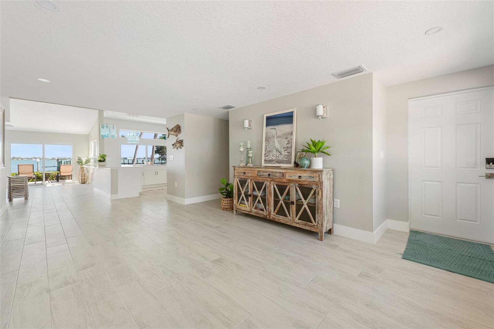 PELICAN SHORES - Residential