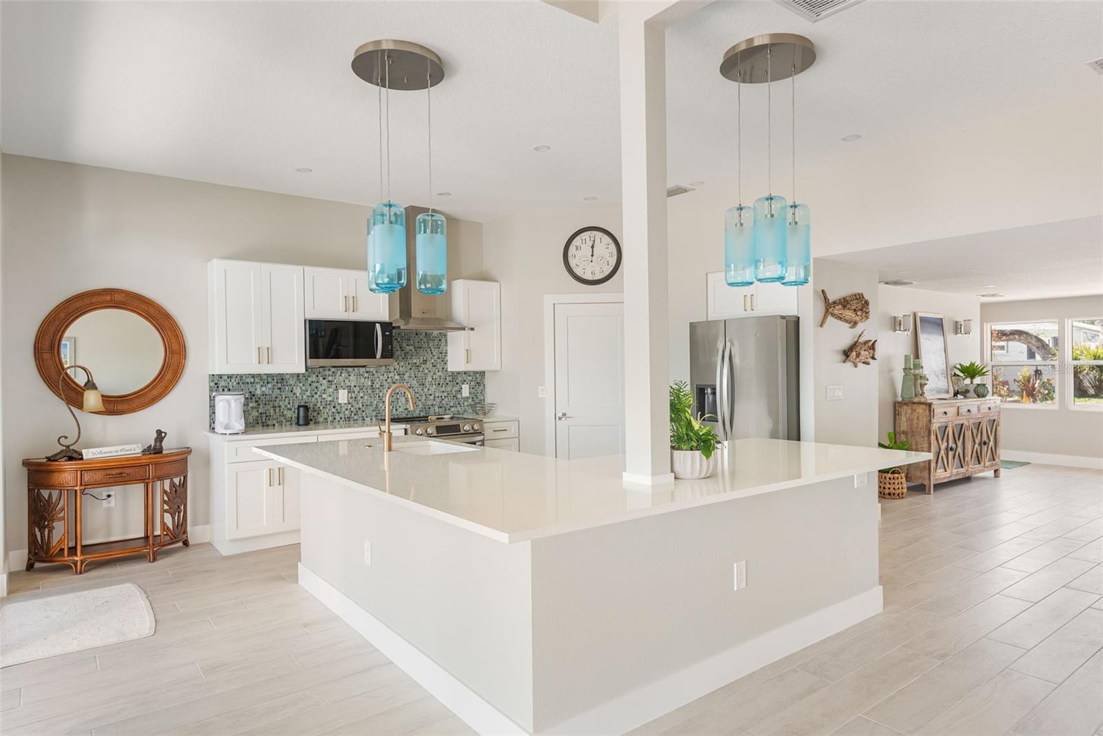 PELICAN SHORES - Residential