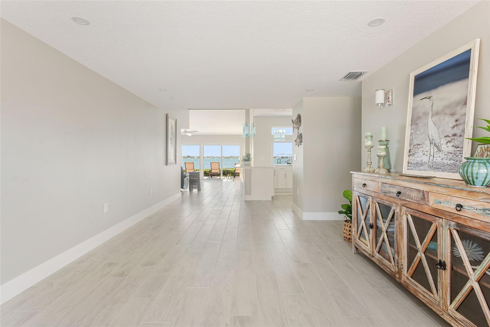 PELICAN SHORES - Residential