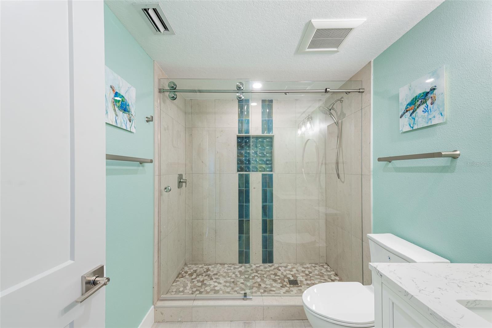 PELICAN SHORES - Residential