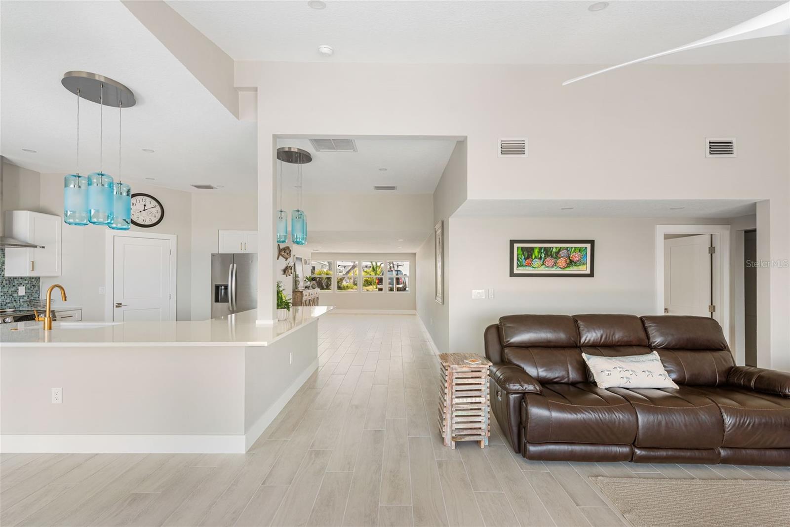 PELICAN SHORES - Residential