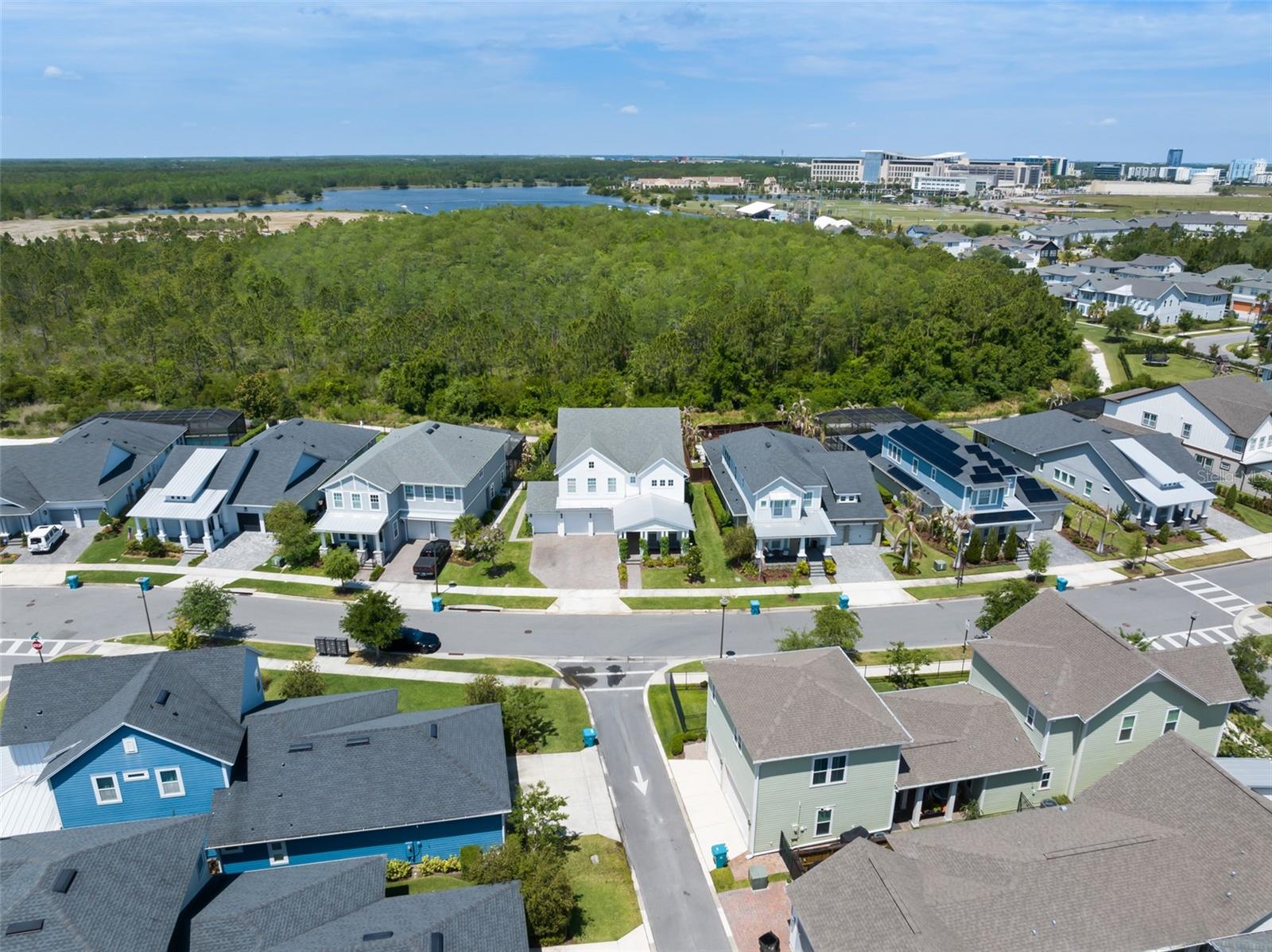 LAUREATE PARK - Residential