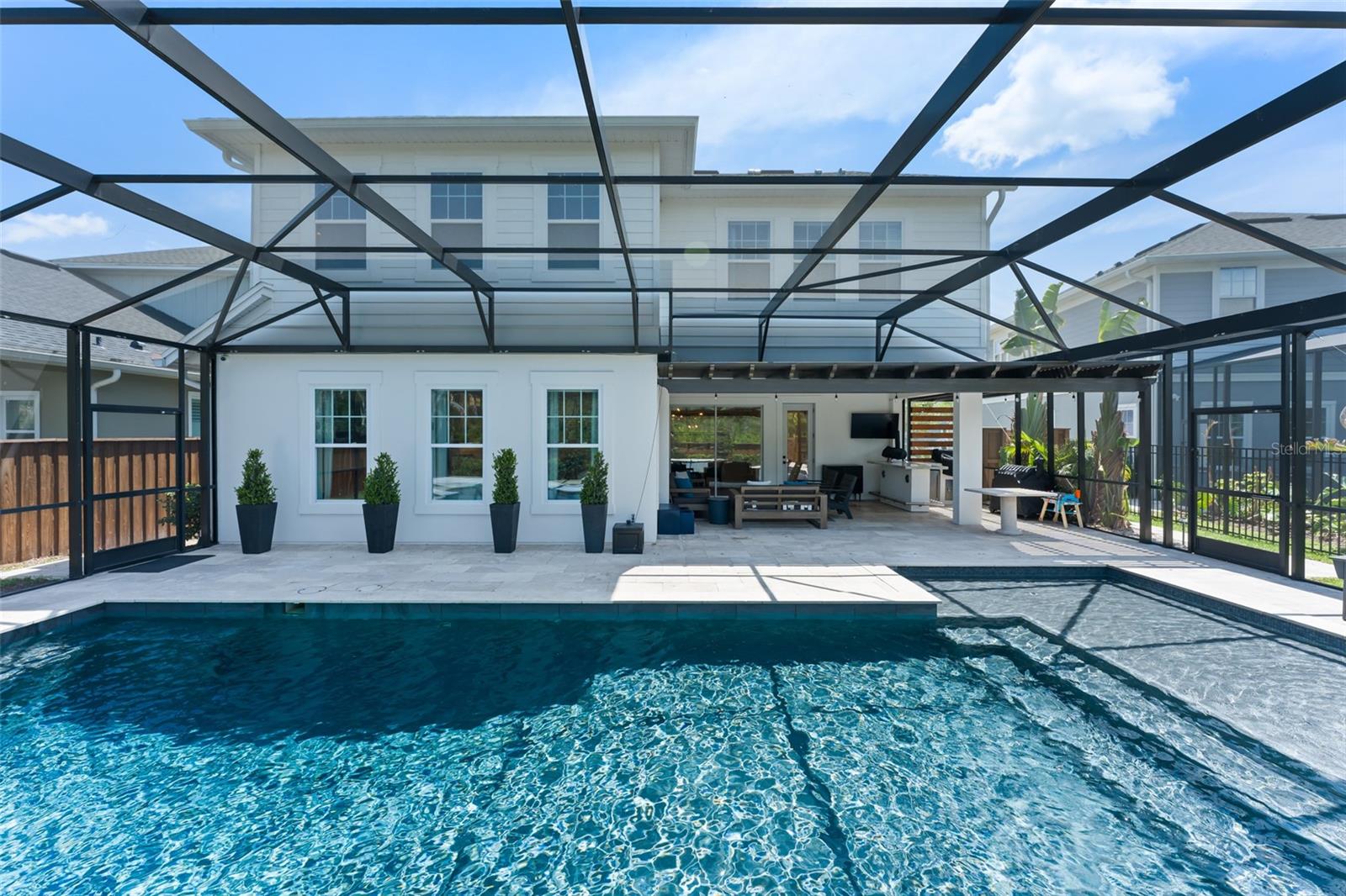 LAUREATE PARK - Residential