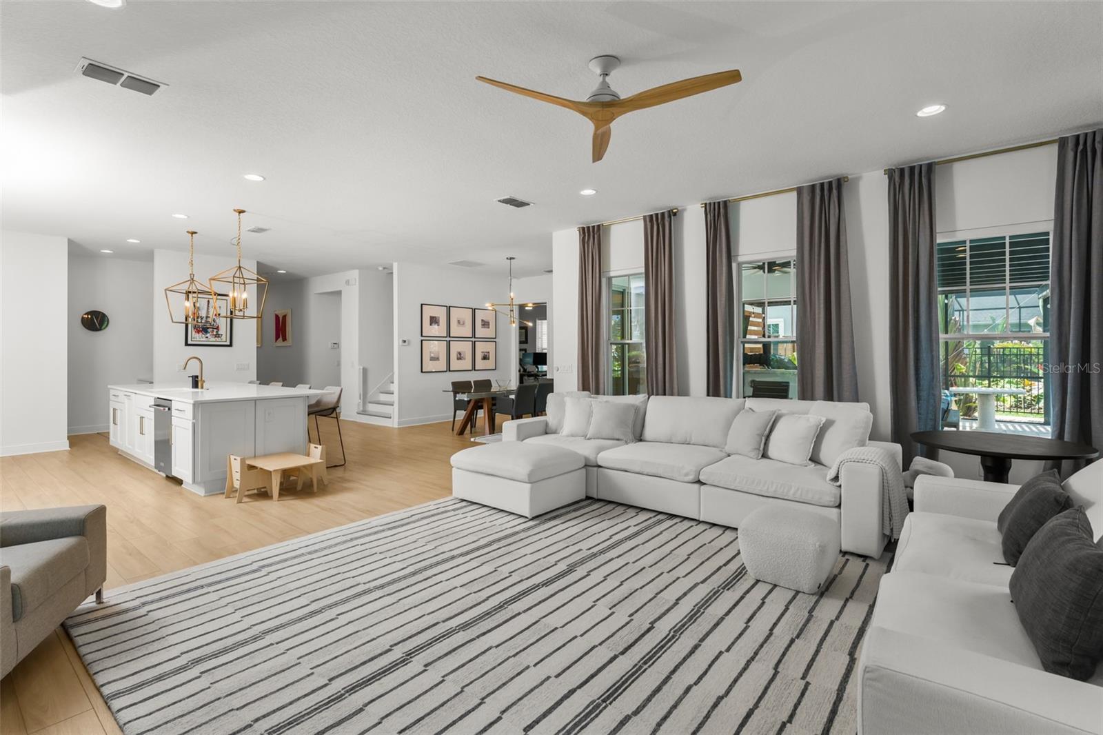 LAUREATE PARK - Residential