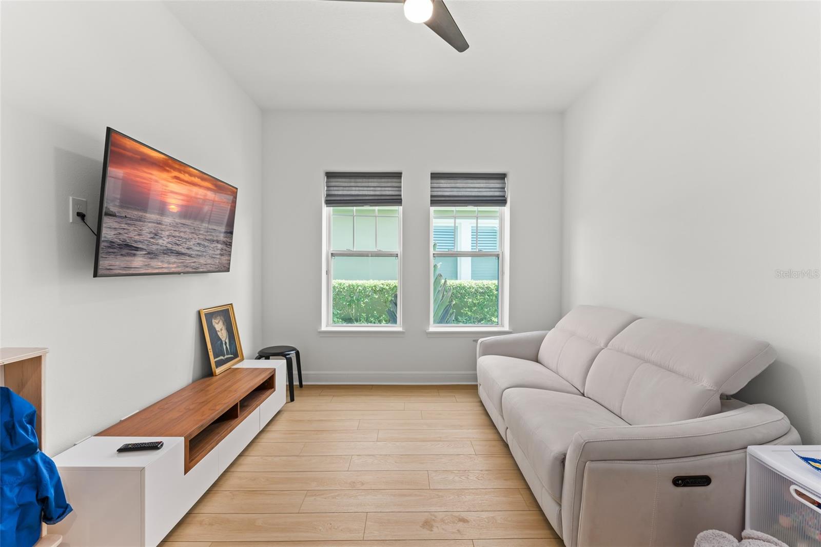 LAUREATE PARK - Residential
