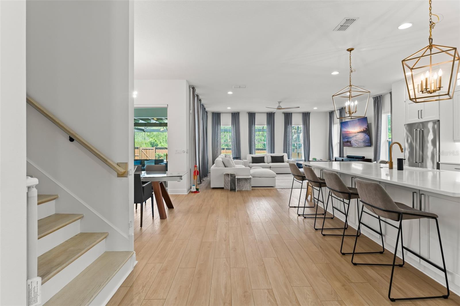 LAUREATE PARK - Residential