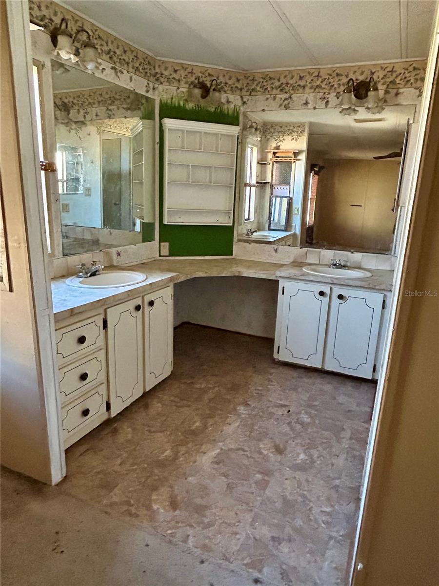 TIMBERWOODS ESTATES - Residential