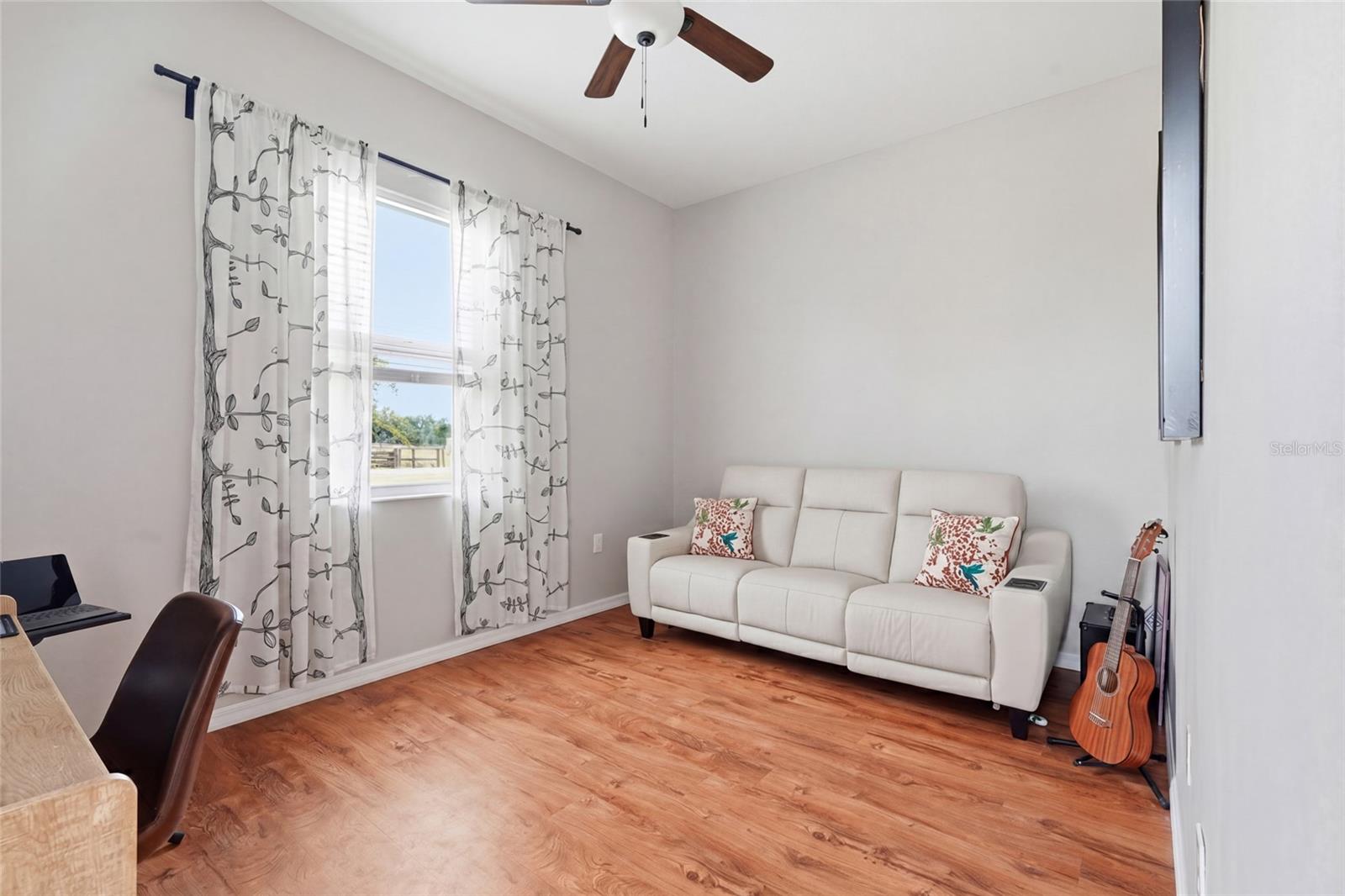 SUNBURST ACRES - Residential