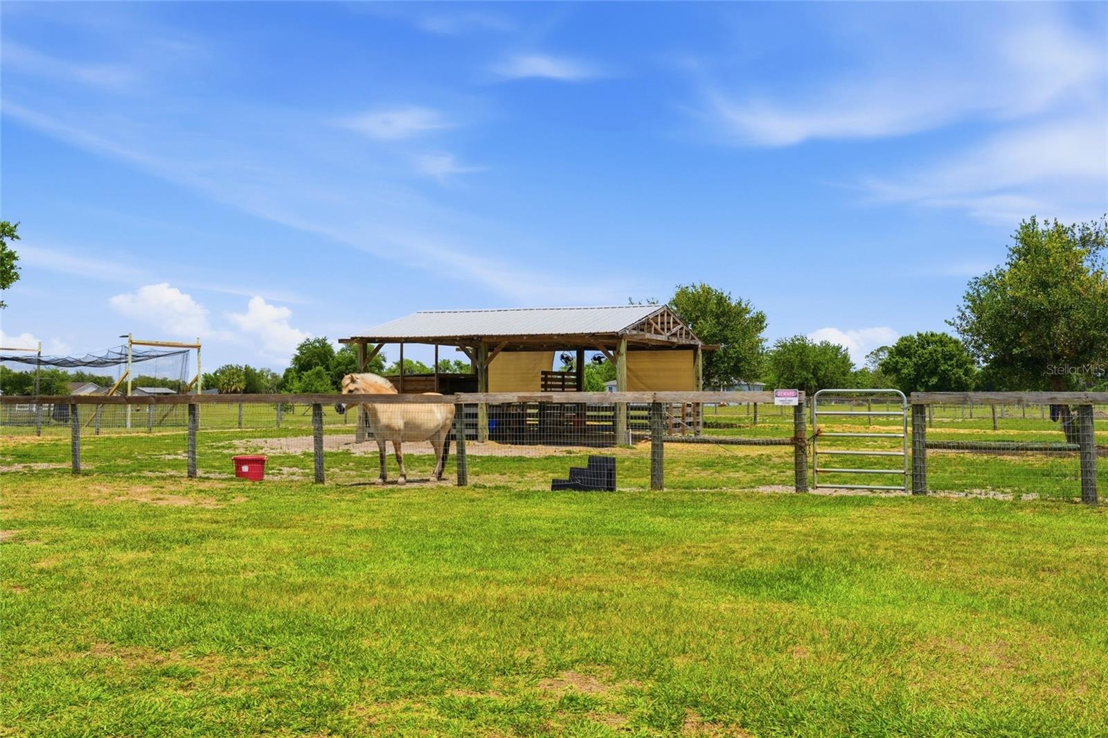 SUNBURST ACRES - Residential