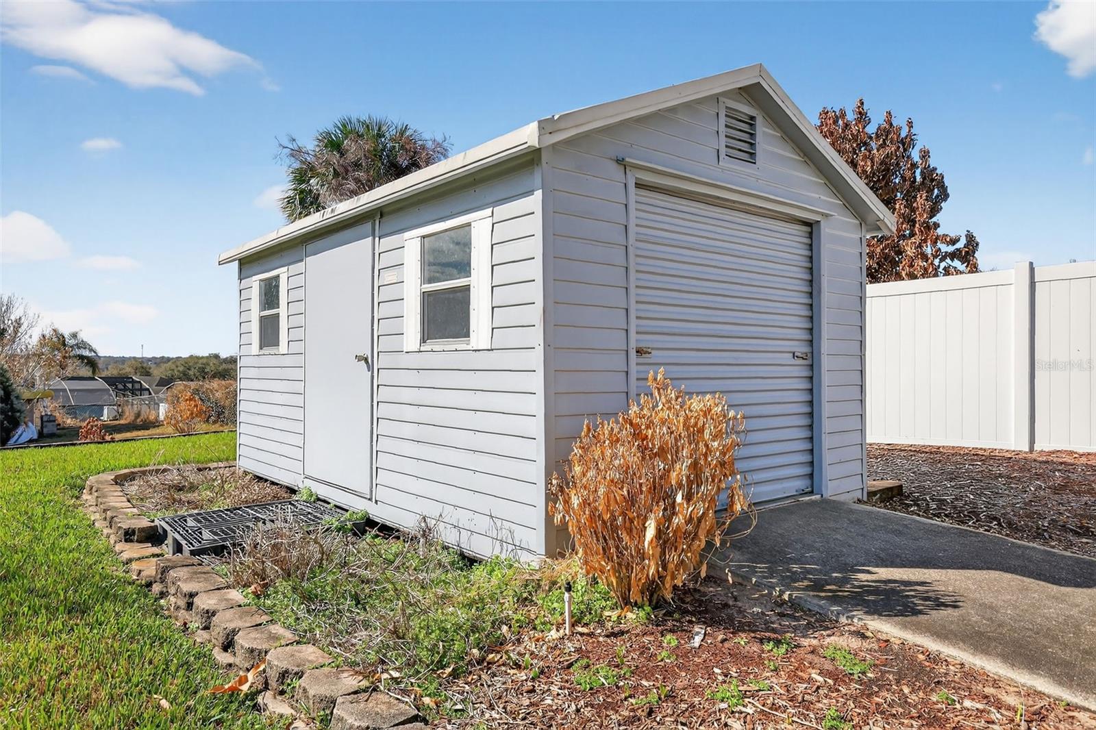 LAKEWOOD RIDGE - Residential