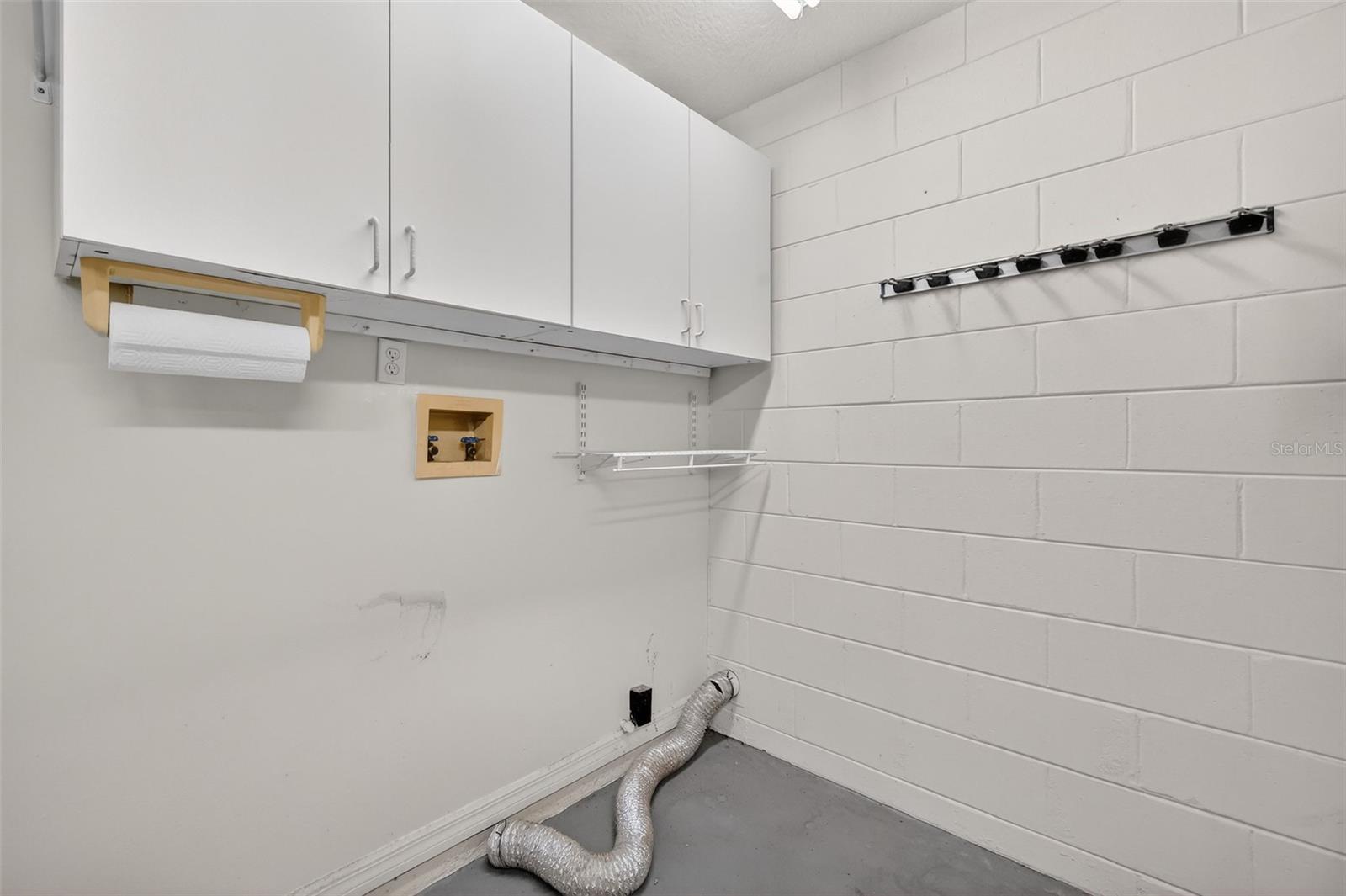 LAKEWOOD RIDGE - Residential