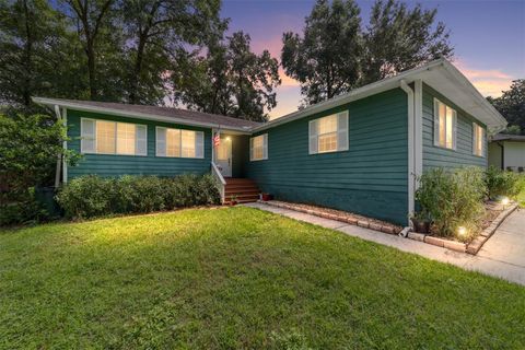 Photo of 19 Cherry Lane, Ocala, FL 34472 (MLS # OM708301)