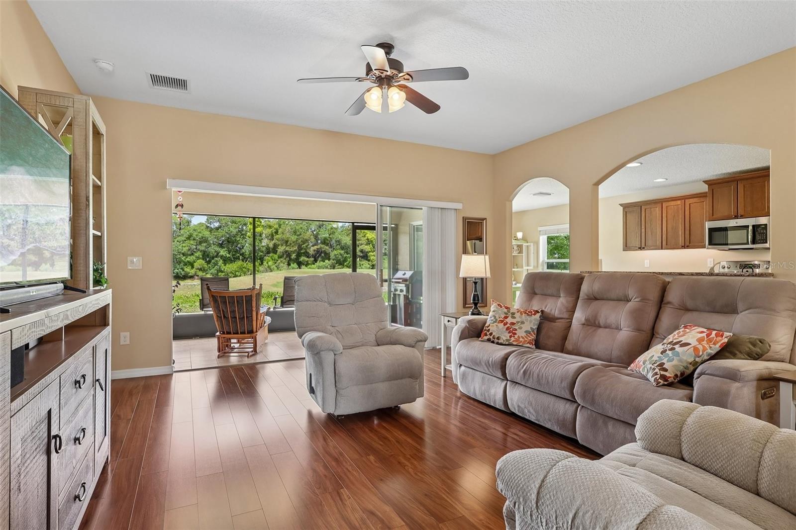 LEESBURG ARLINGTON RIDGE PH 02 - Residential