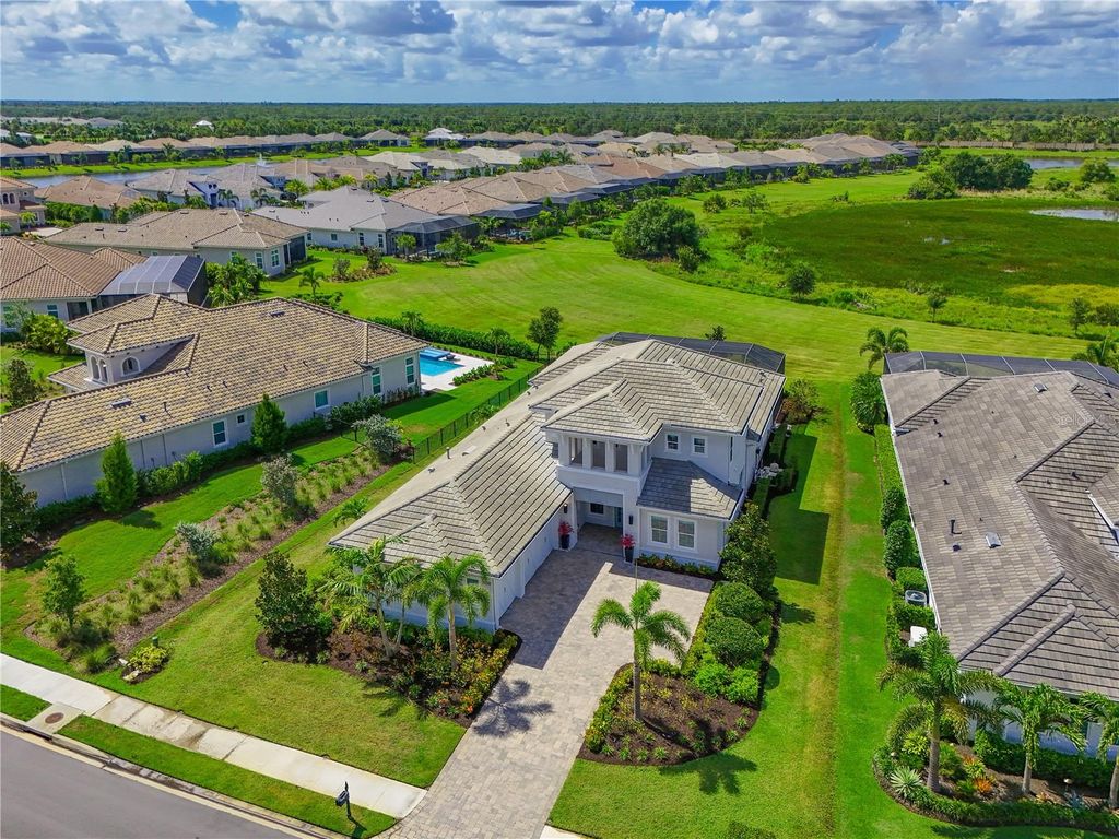 Photo of 17110 Verona Place, Lakewood Ranch, FL 34202 (MLS # A4656247)